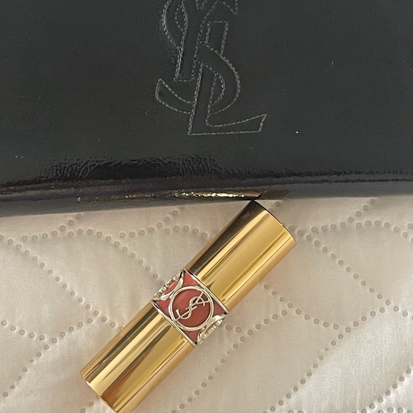 Yves Saint Laurent Black Leather Wallet - Picture 5 of 8